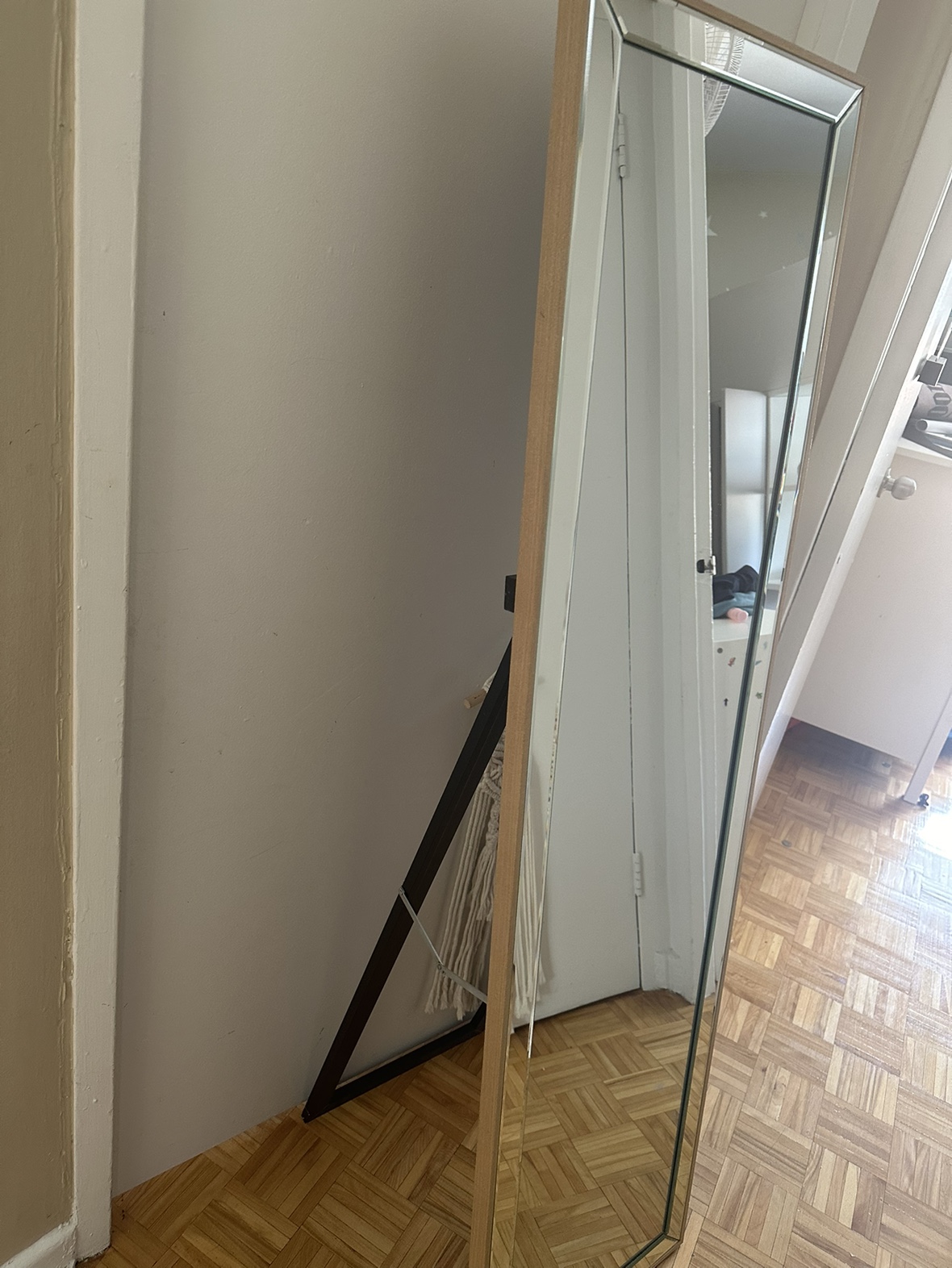 Structube Standing Mirror - photo 2