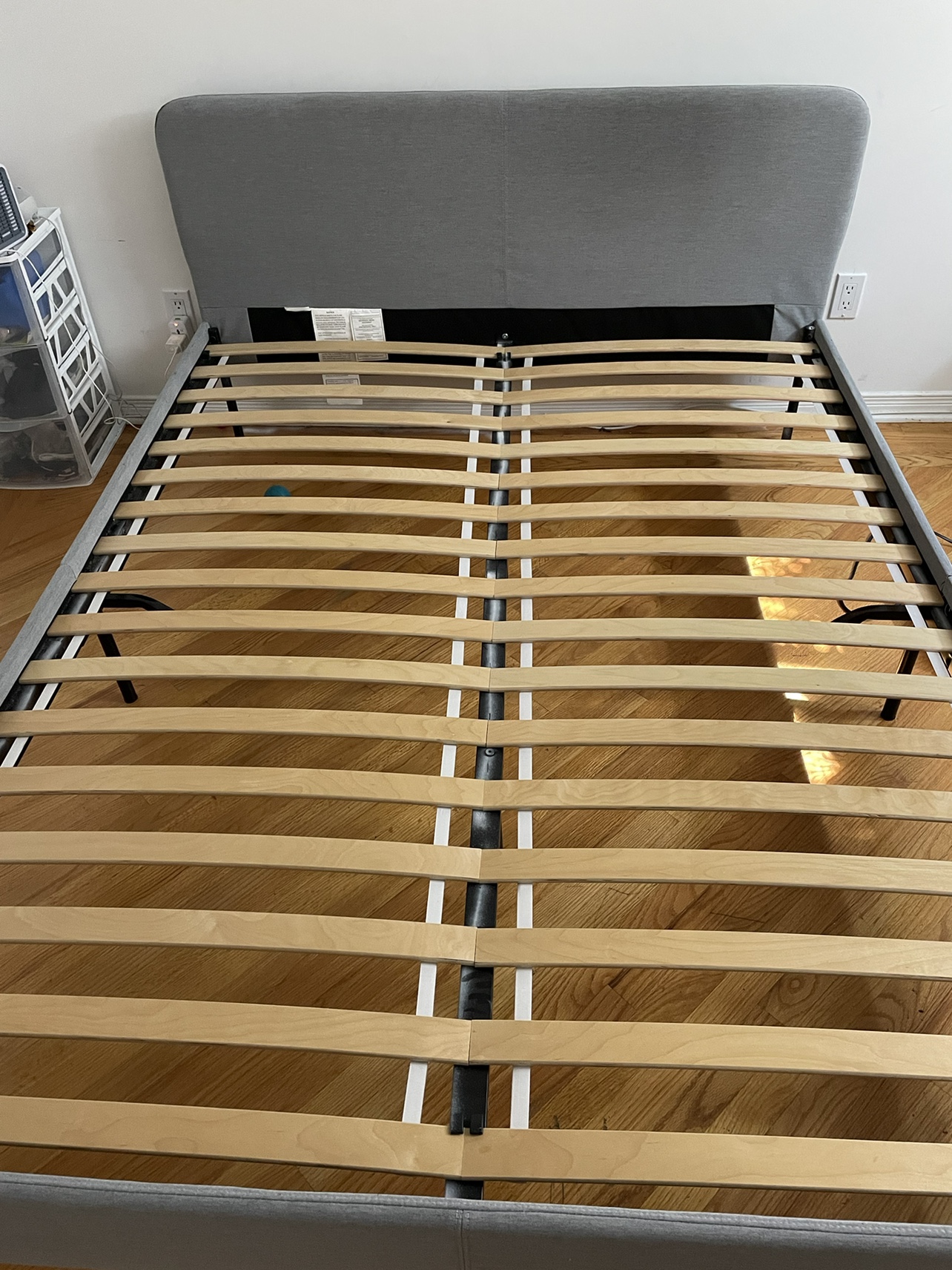 Ikea Queen Size Bed Frame - photo 2