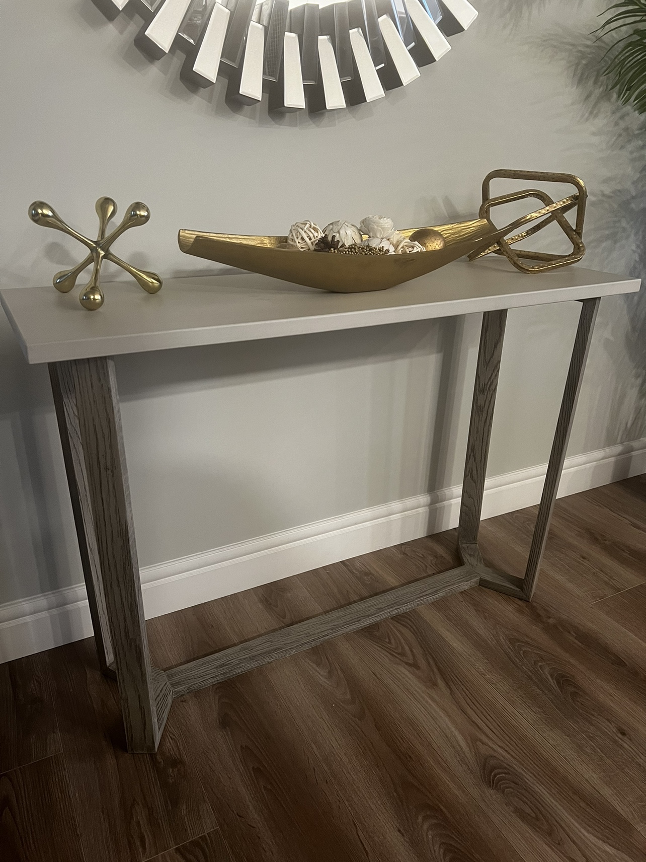 Light Grey Console Table - photo 2