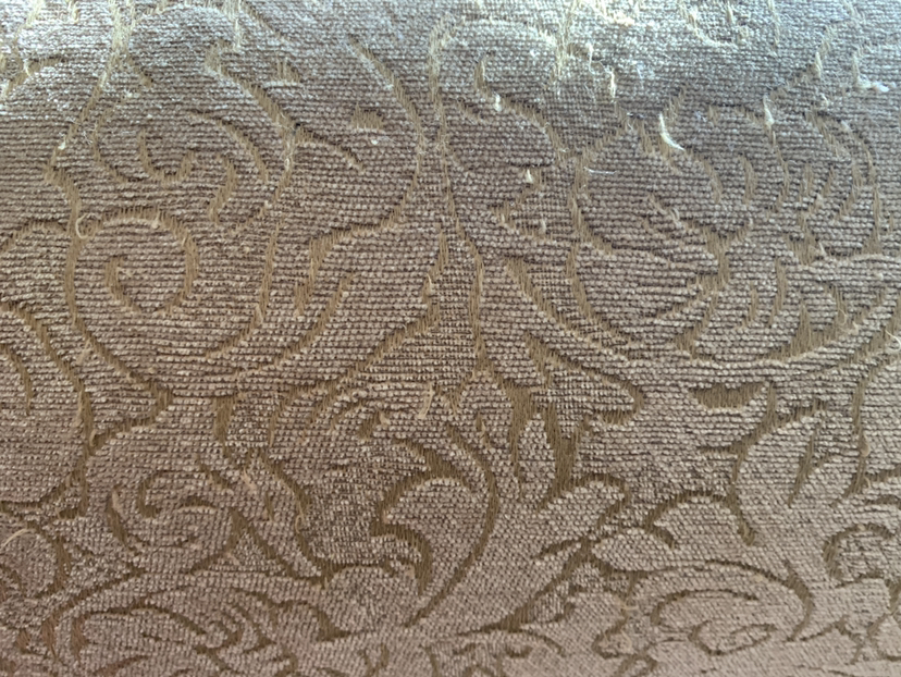 4 chaires image indicator(3)