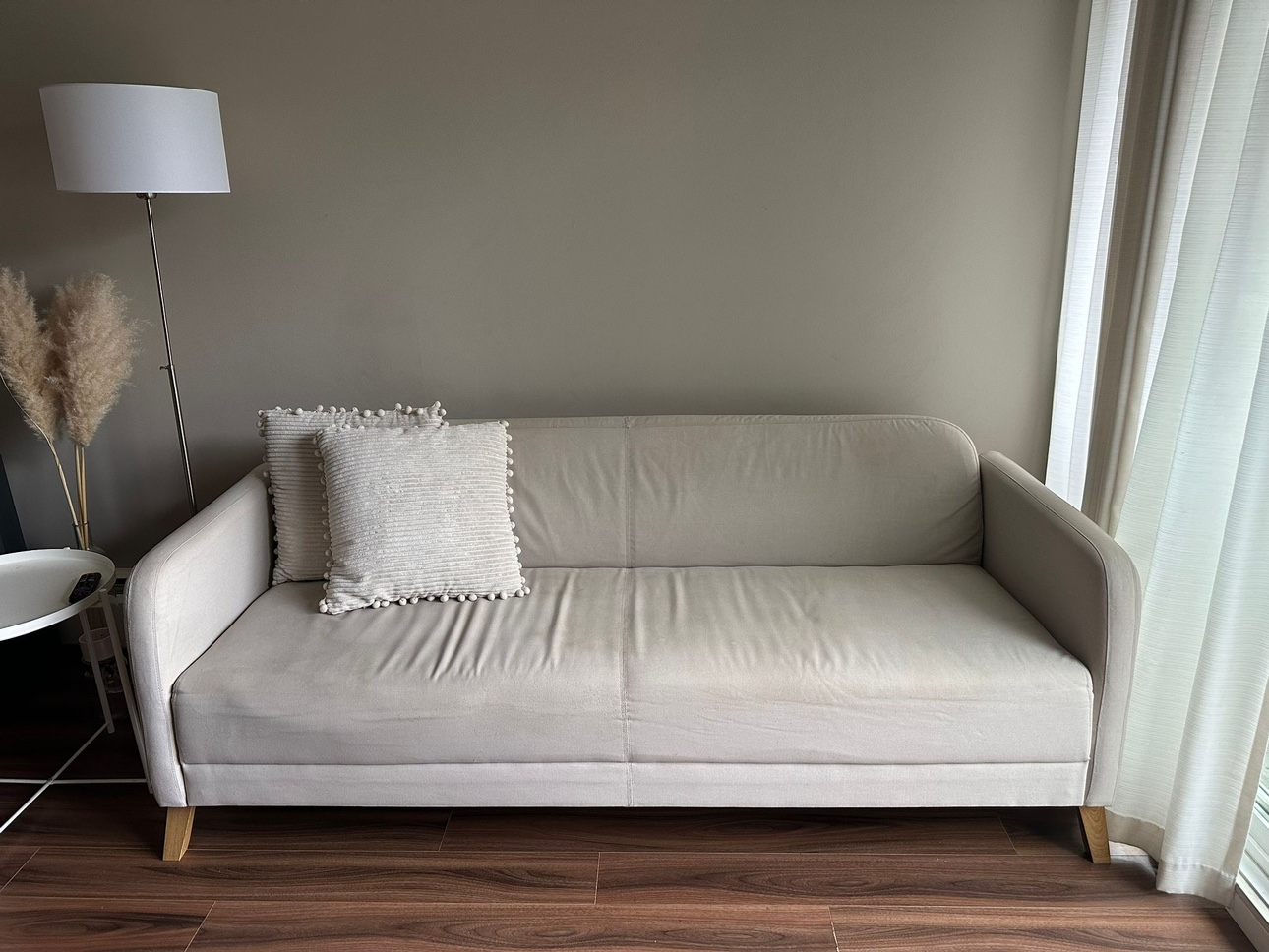 Ikea sofa image indicator(6)