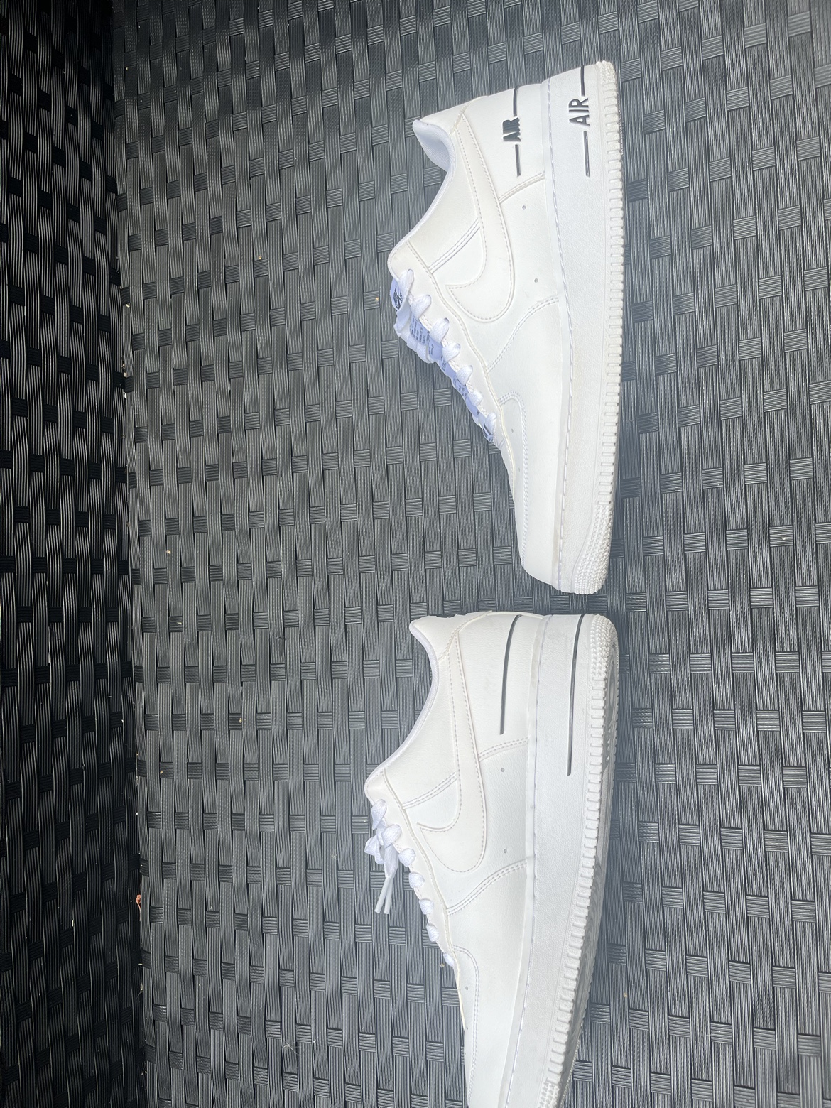 MENS SZ 10IKE AIR FORCE 1 image indicator(7)