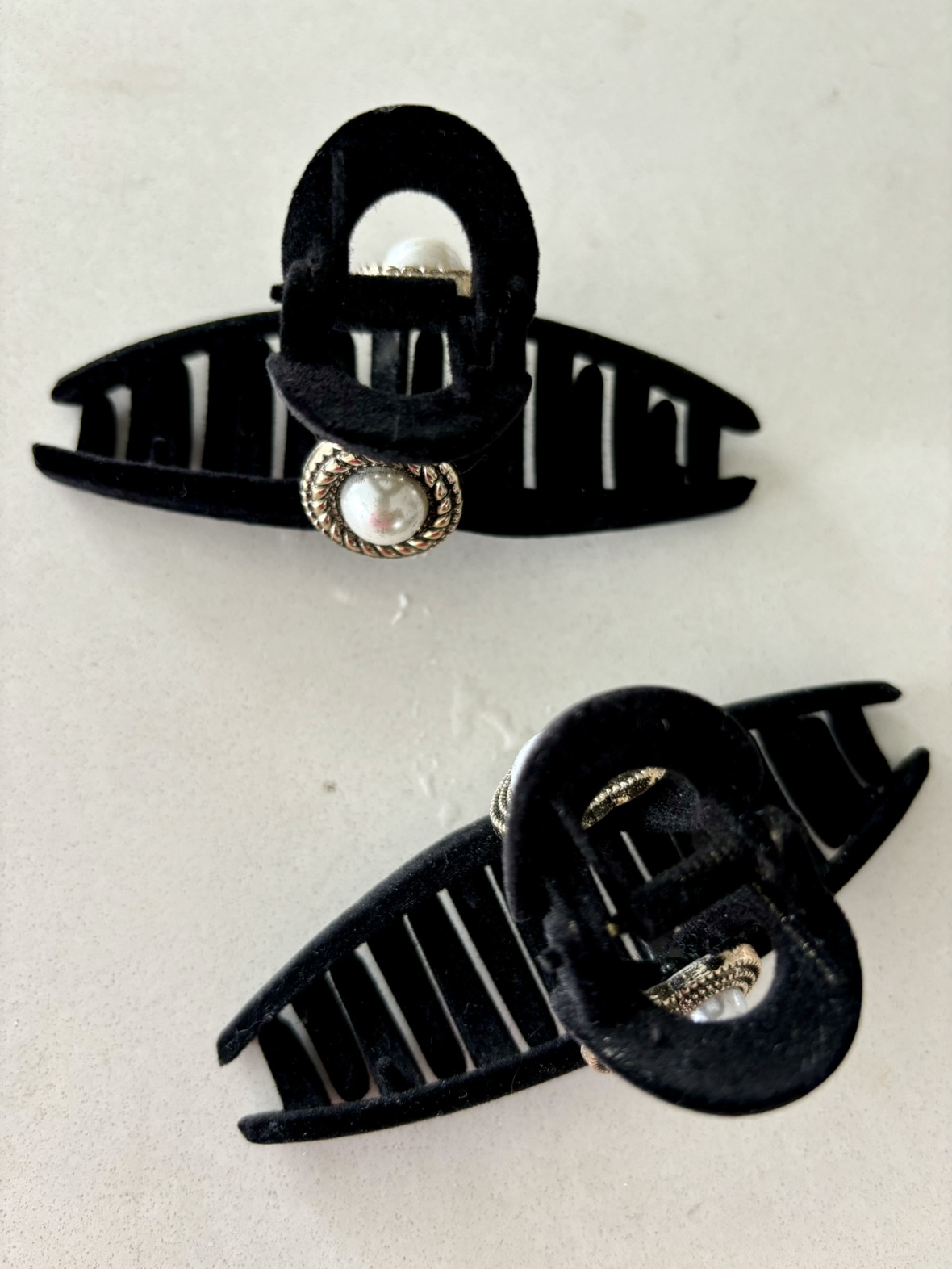 🆕Hair Claw Clips, 2pcs image indicator(3)