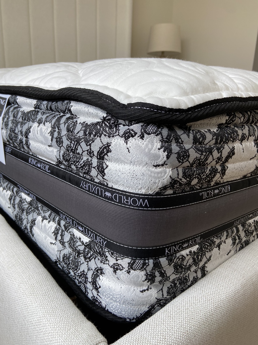 Mattress queen size