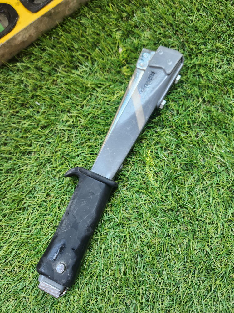 Arrow Staple Gun