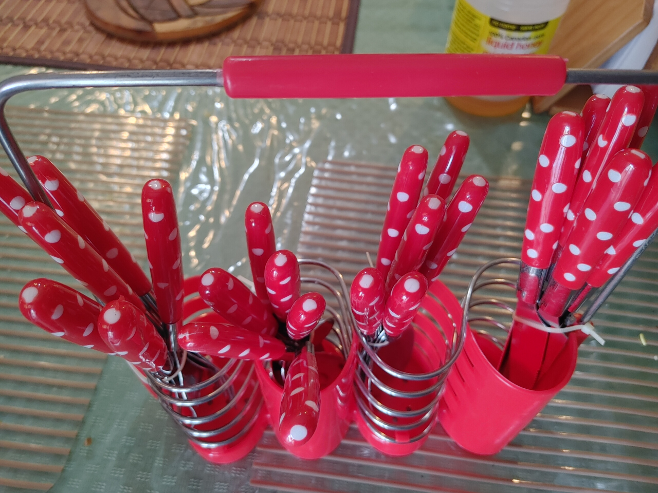 #freecycle Red polka dot cutlery set thumbnail