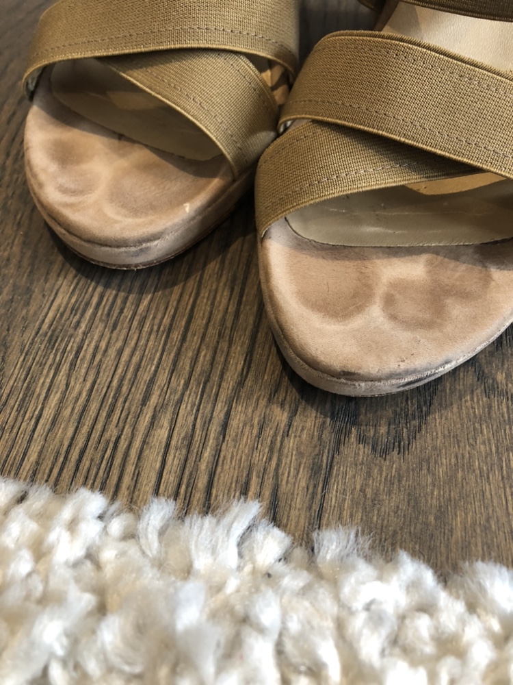 Stuart Weitzman Sandals image indicator(6)