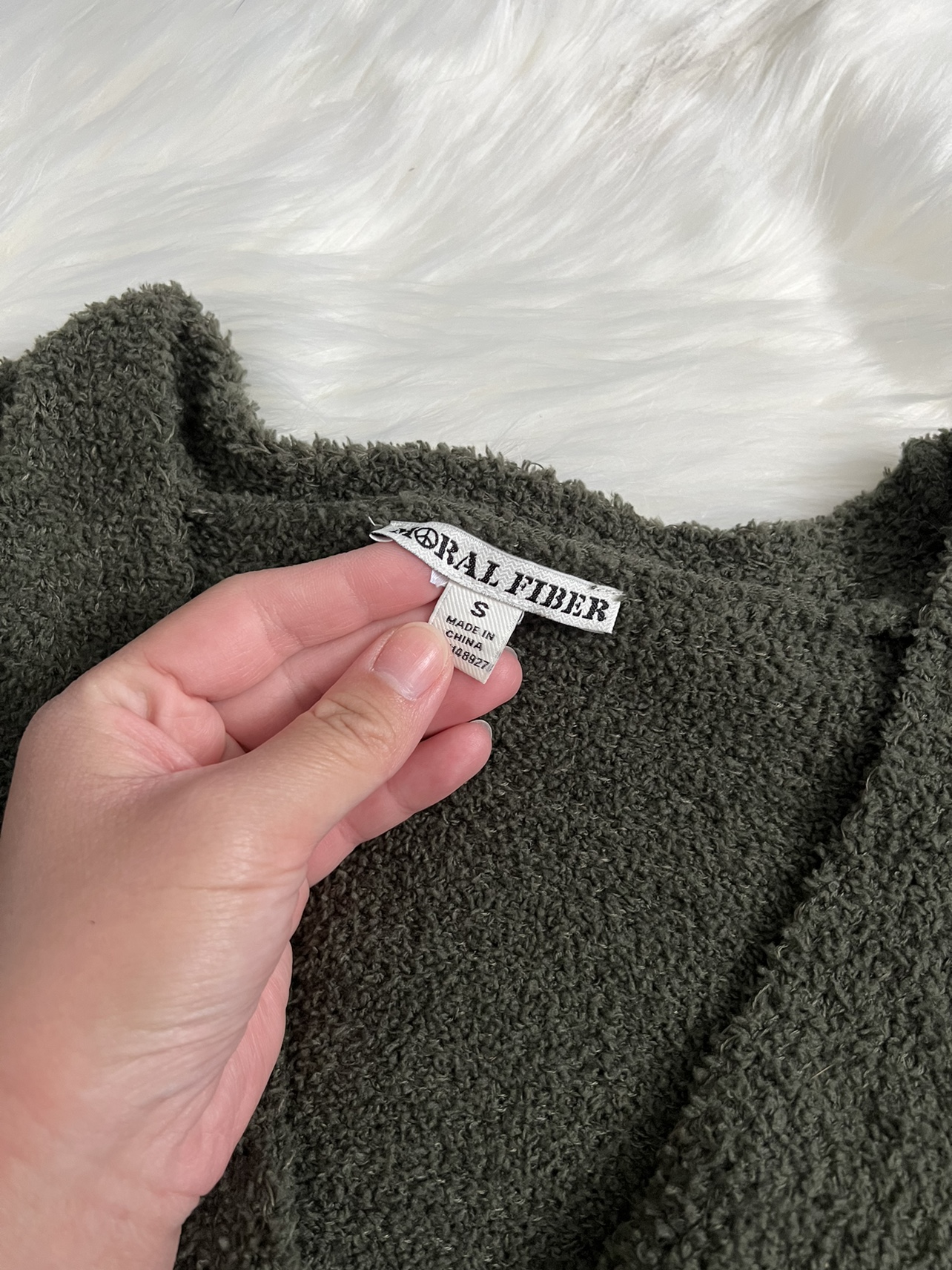 Green Cardigan image indicator(4)