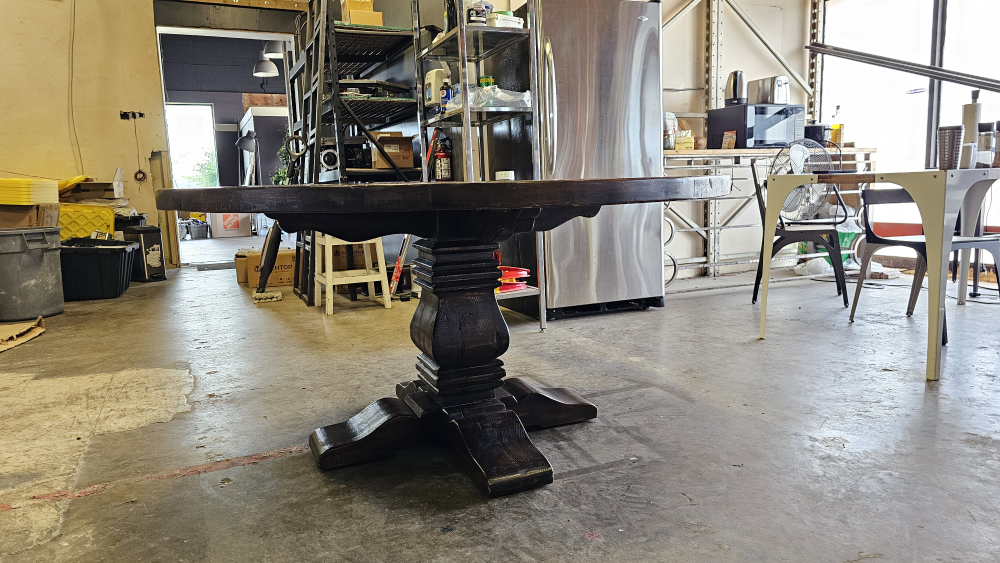 Round Wooden Dining Table image indicator(4)