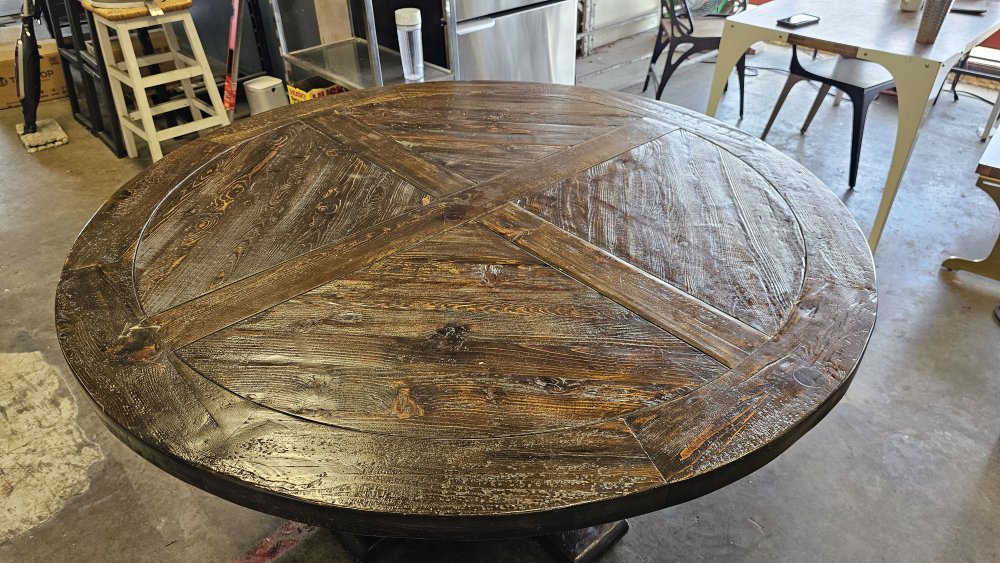 Round Wooden Dining Table image indicator(6)