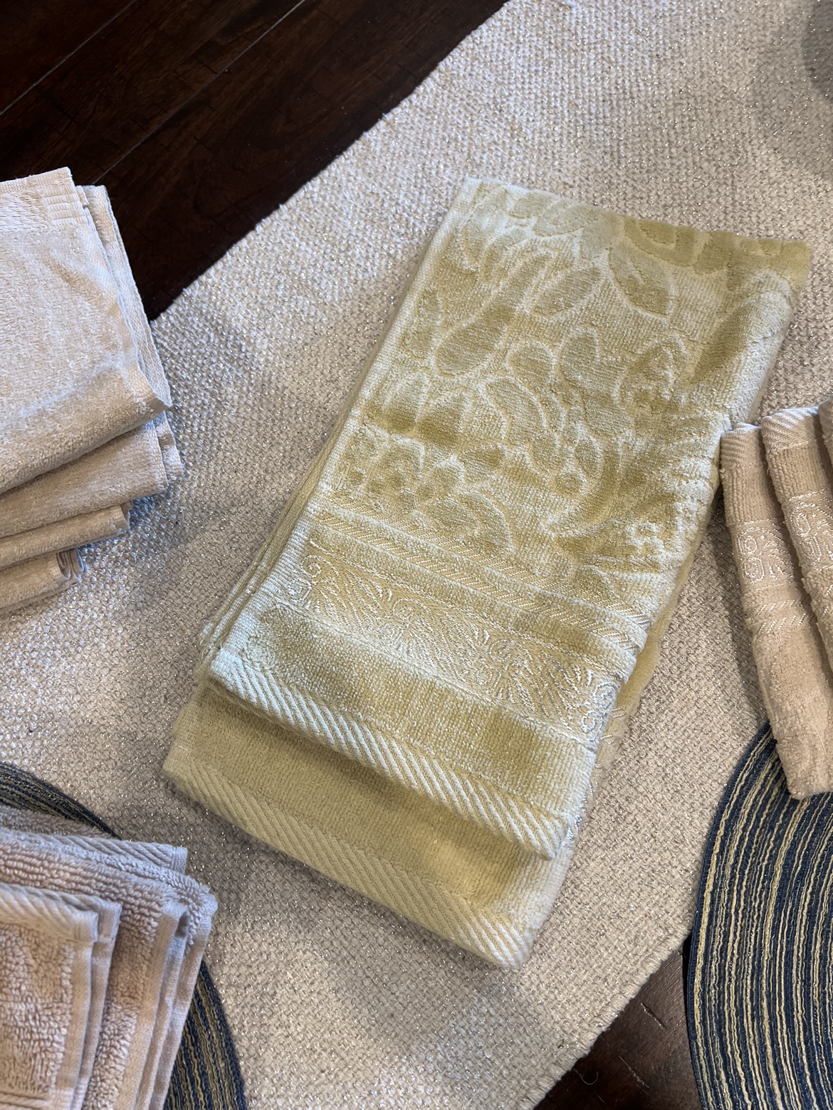 Brand New Towels - photo 4