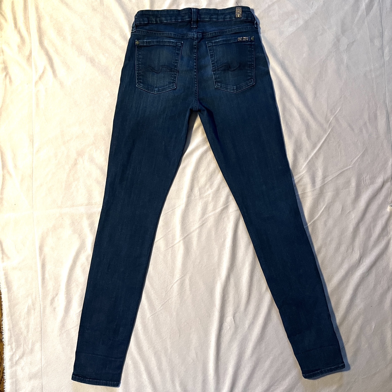 7 For All Mankind Skinny Jeans Size 27 image indicator(6)