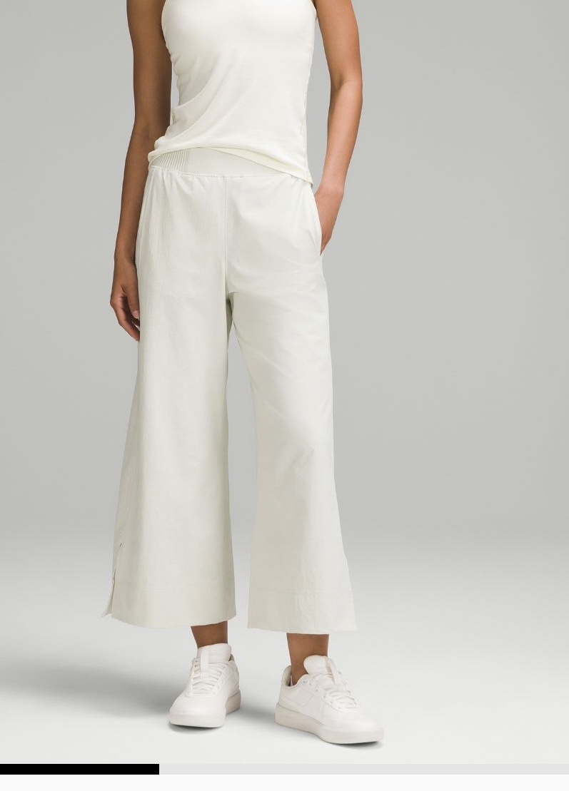 Lululemon woven crop pant