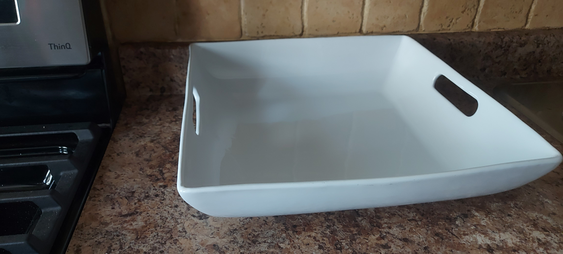 White Serving Tray - photo 2