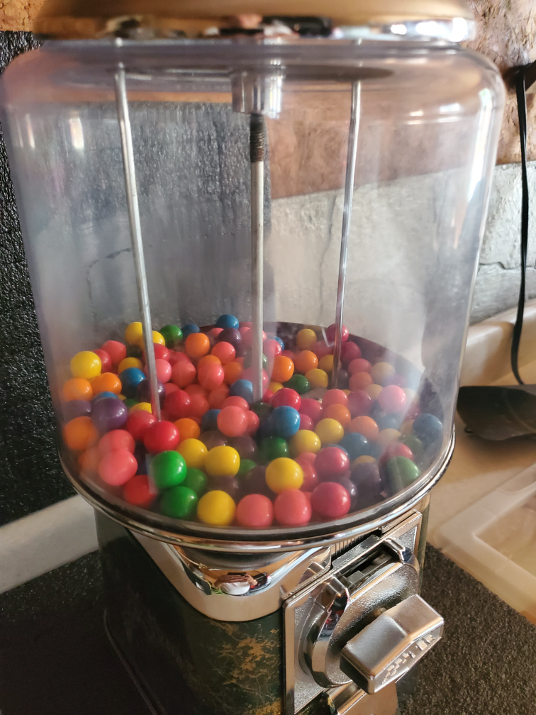 Last Call Beaver Capsule Candy/Chewing Gum/Gum Ball Machine - photo 4