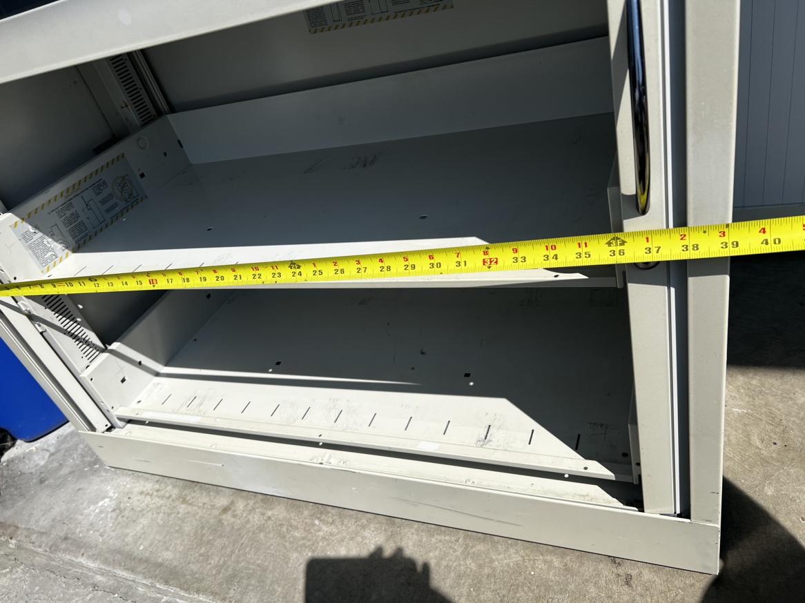 Metal sliding cabinet - photo 5