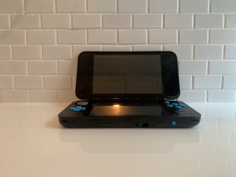 Nintendo 2DS XL Blue