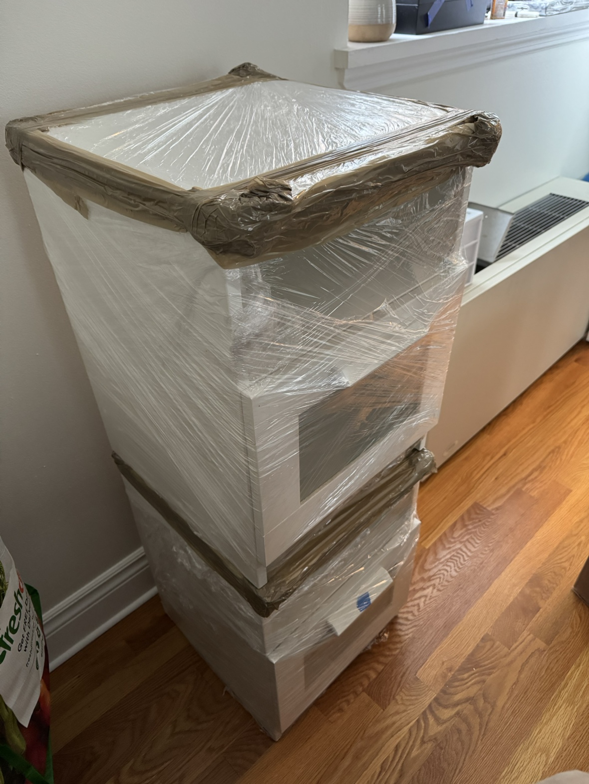 White IKEA Brimnes nightstands (x2) - photo 2