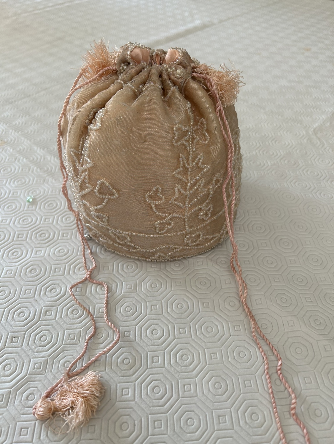 Beaded Gift Bags in various sizes image indicator(7)