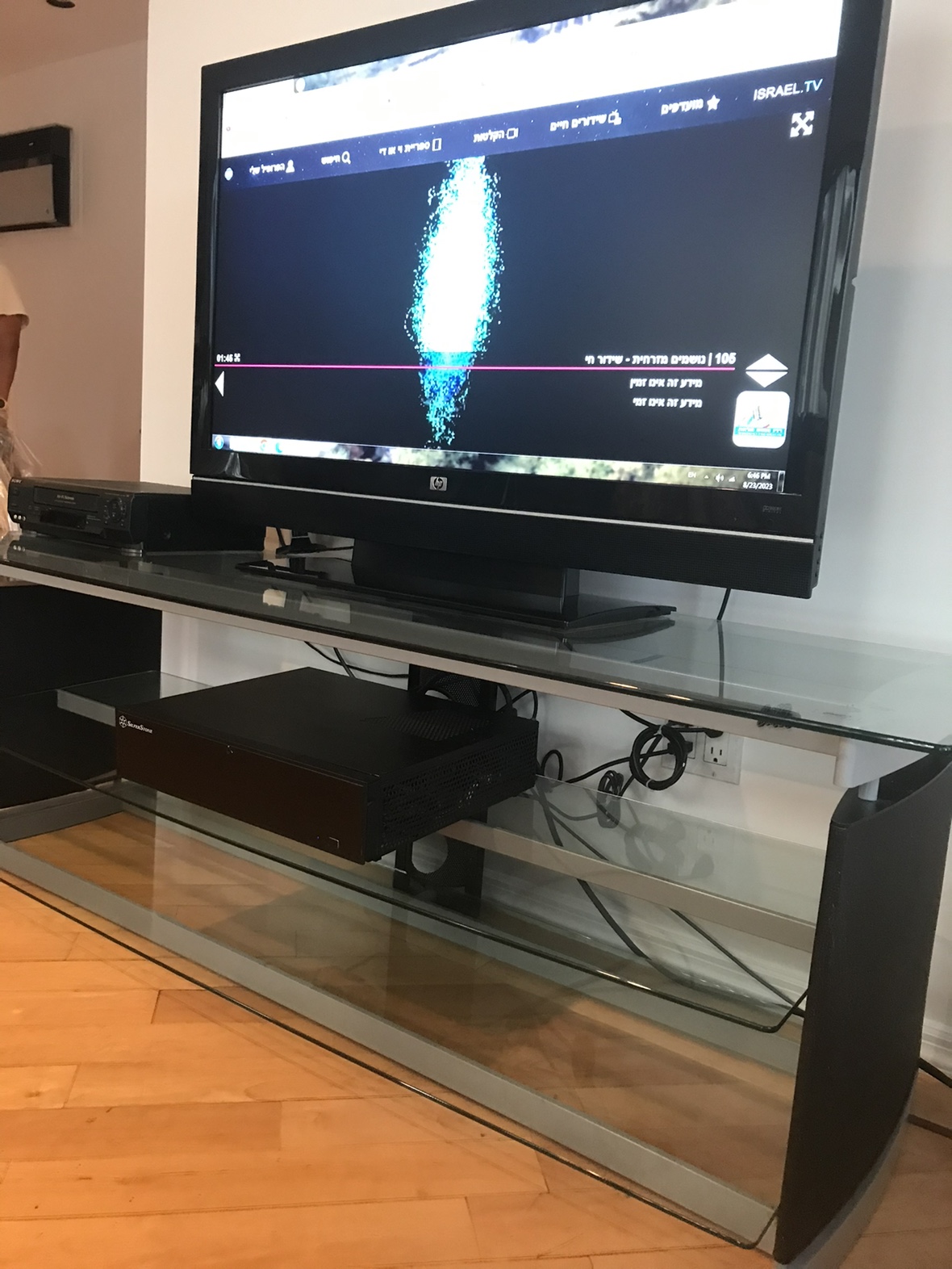 Glass TV Stand with TV - photo 4
