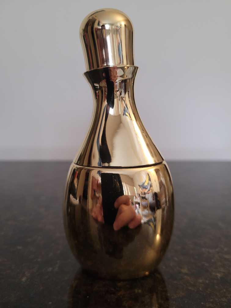 Halston Woman - Amber (Perfume)