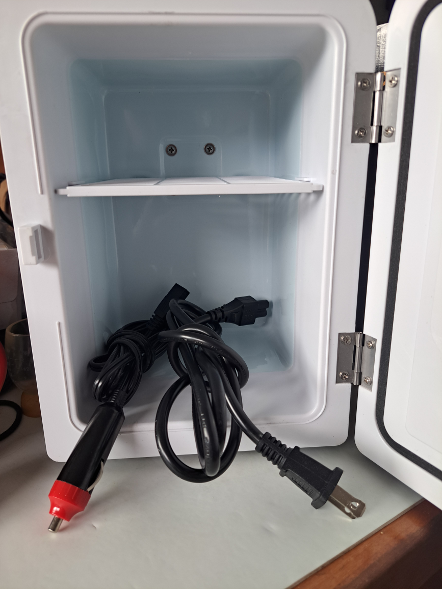 Mini Refrigerator - photo 2