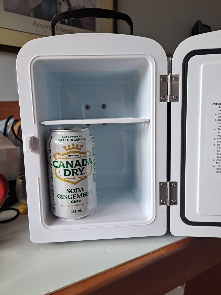 Mini Refrigerator - photo 4