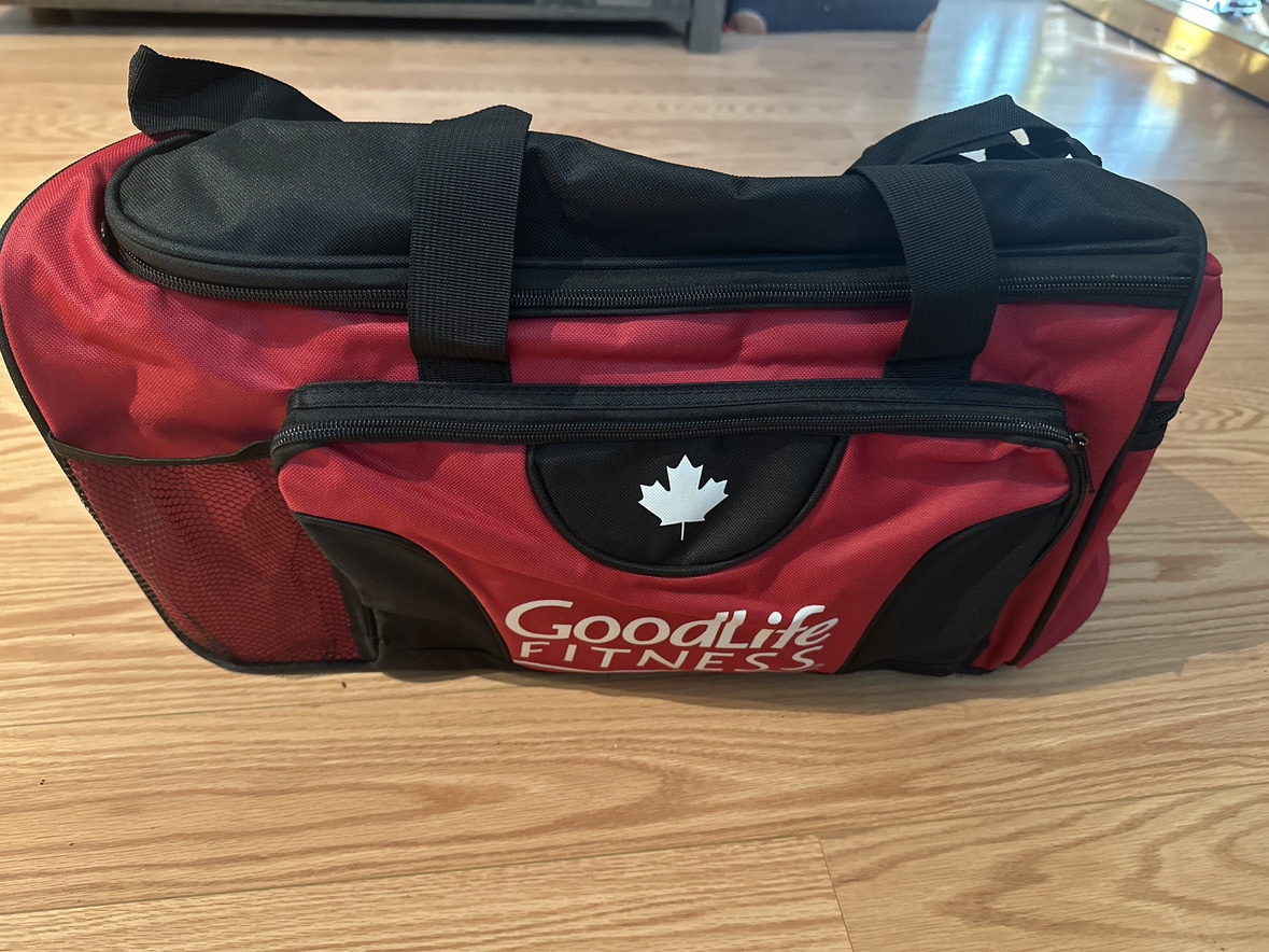 GoodLife gym bag /brand new