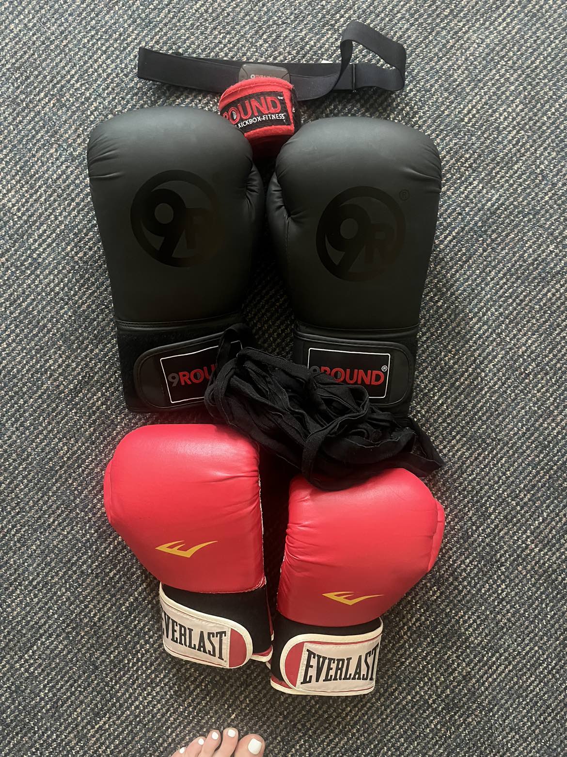 Boxing gloves thumbnail