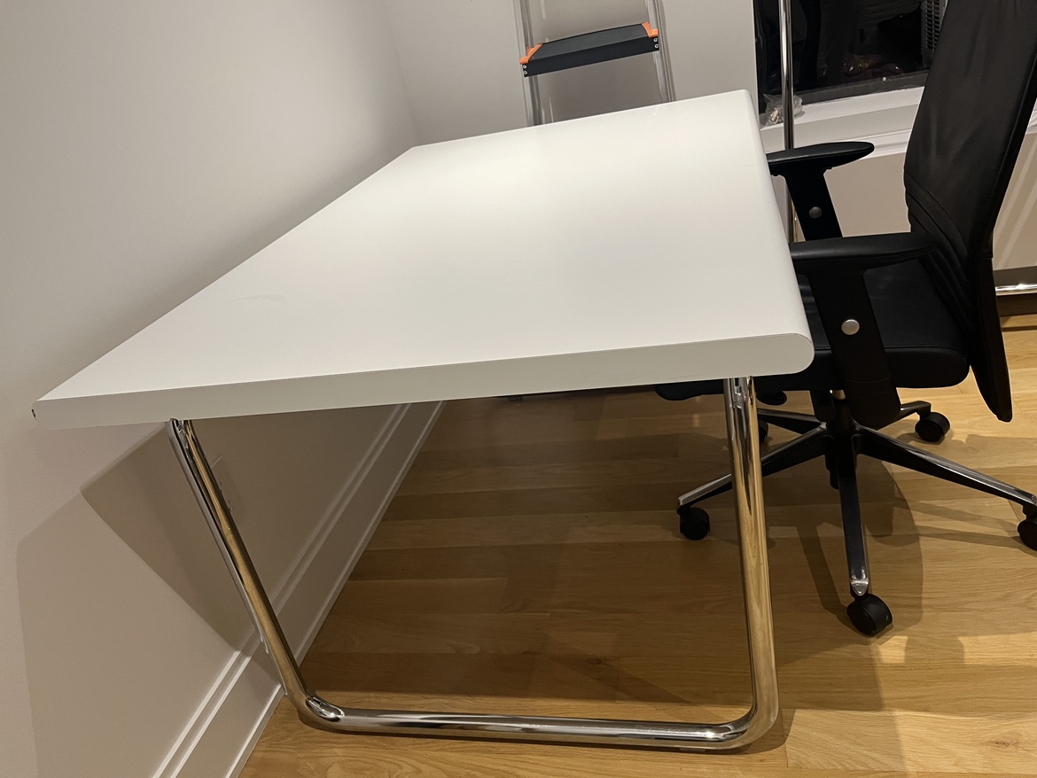 White Desk with Chrome Legs - photo 3