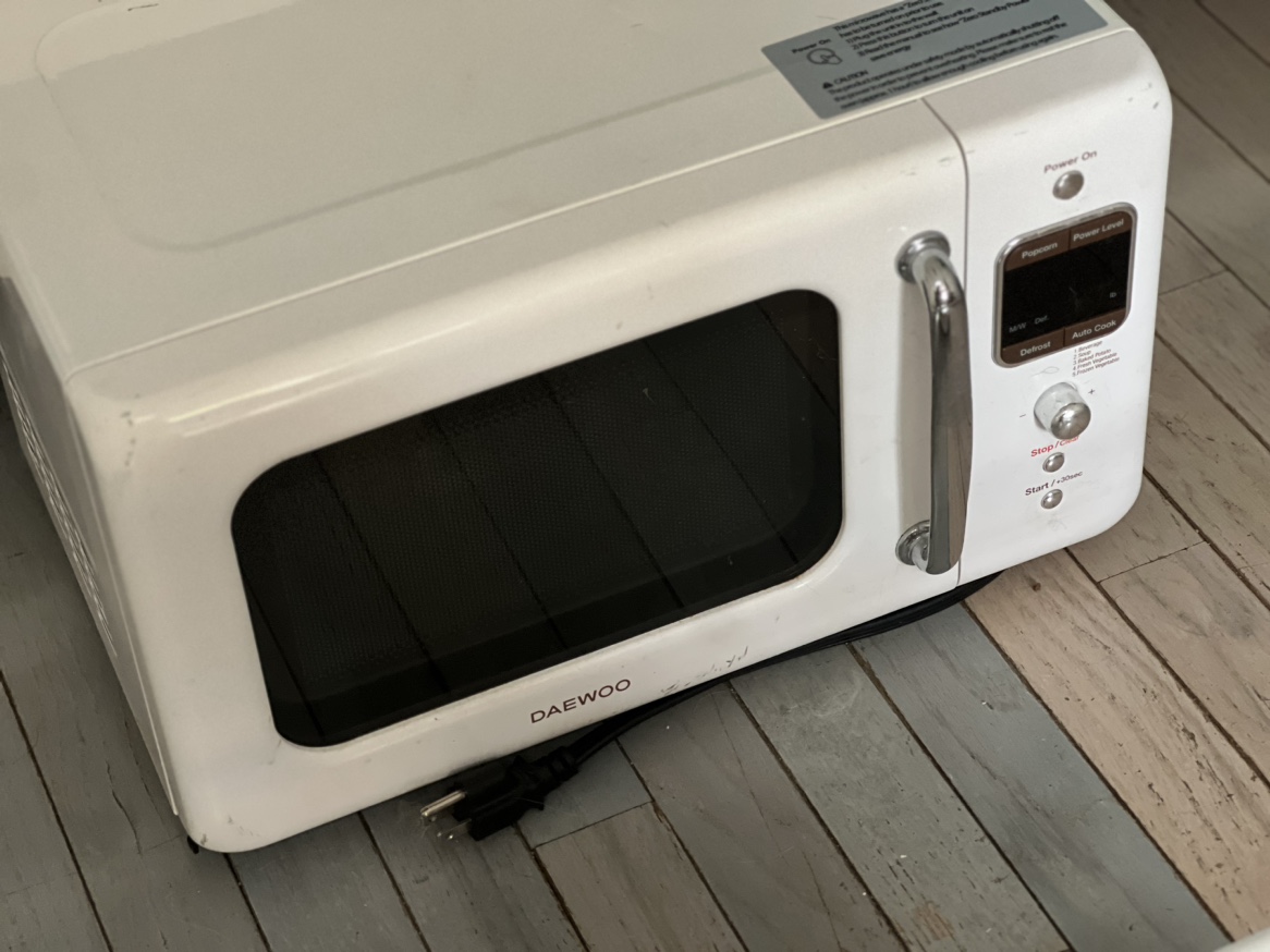 Designer microwave- discontinued (Daewoo)
