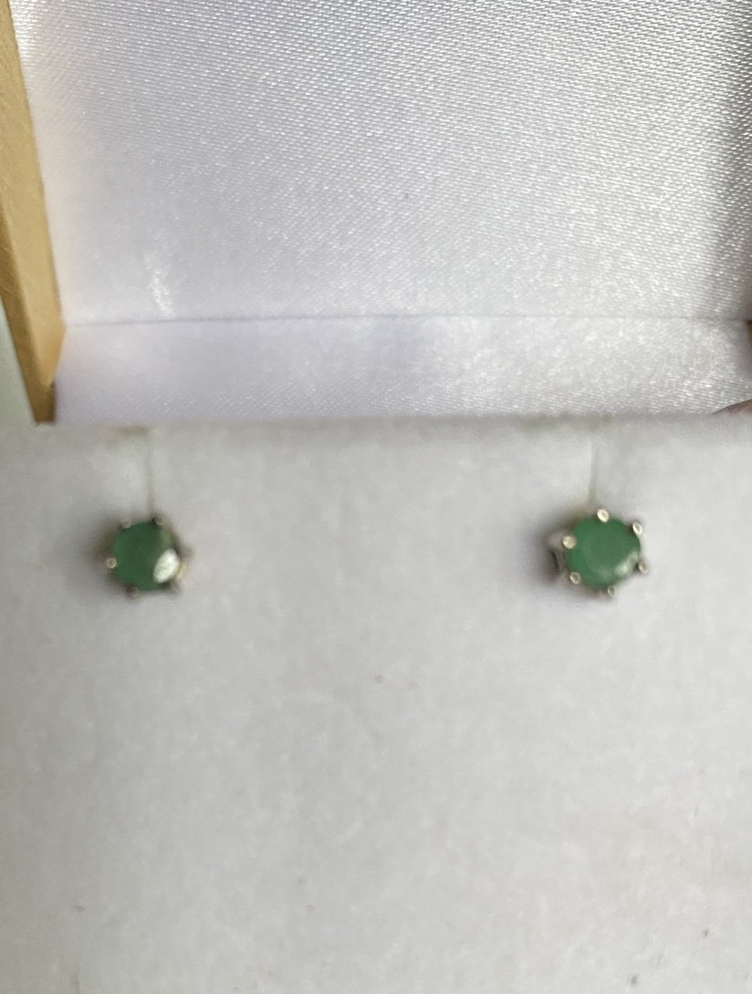 Emerald studs in silver thumbnail