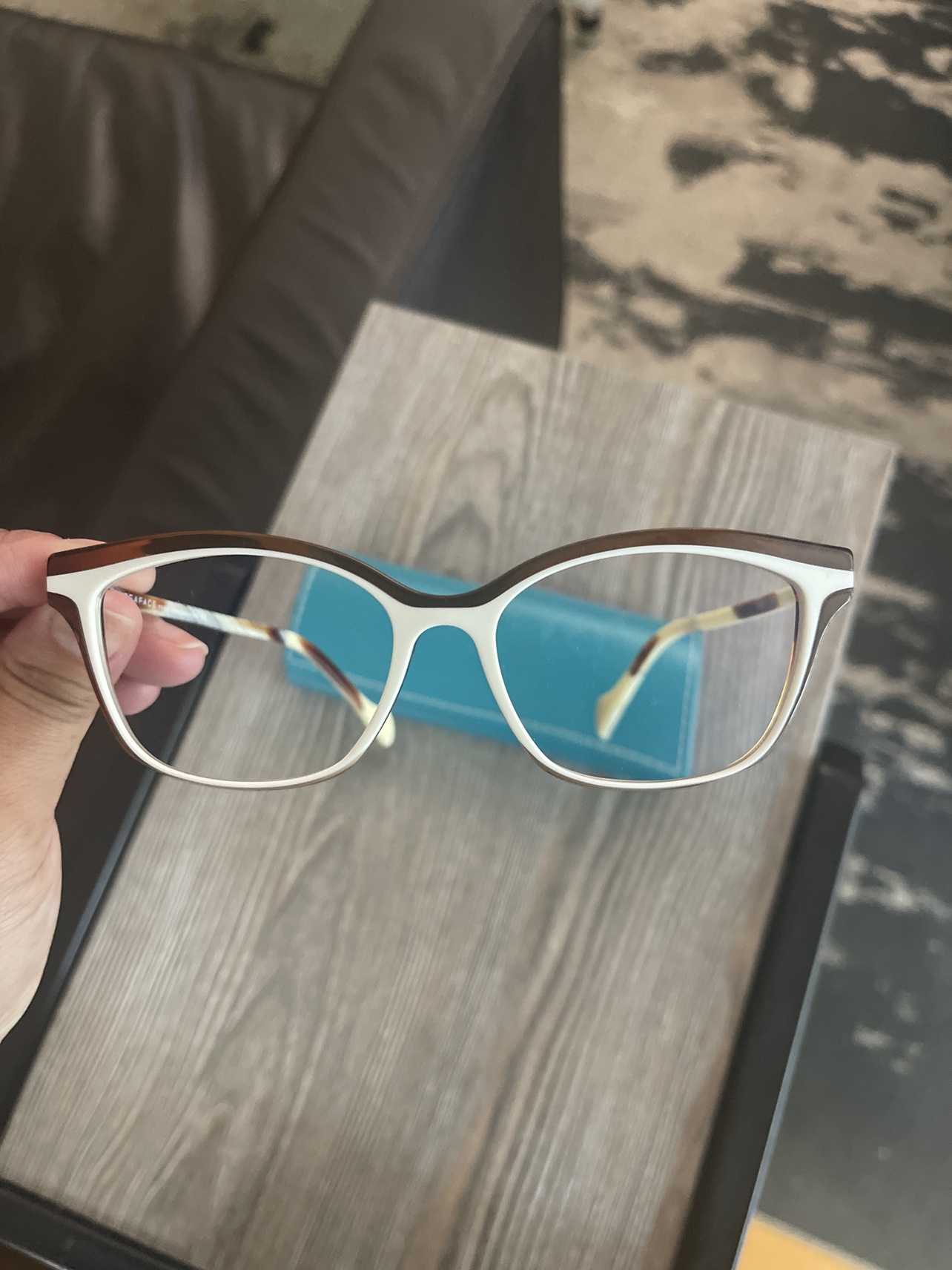 Glasses wome image indicator(6)