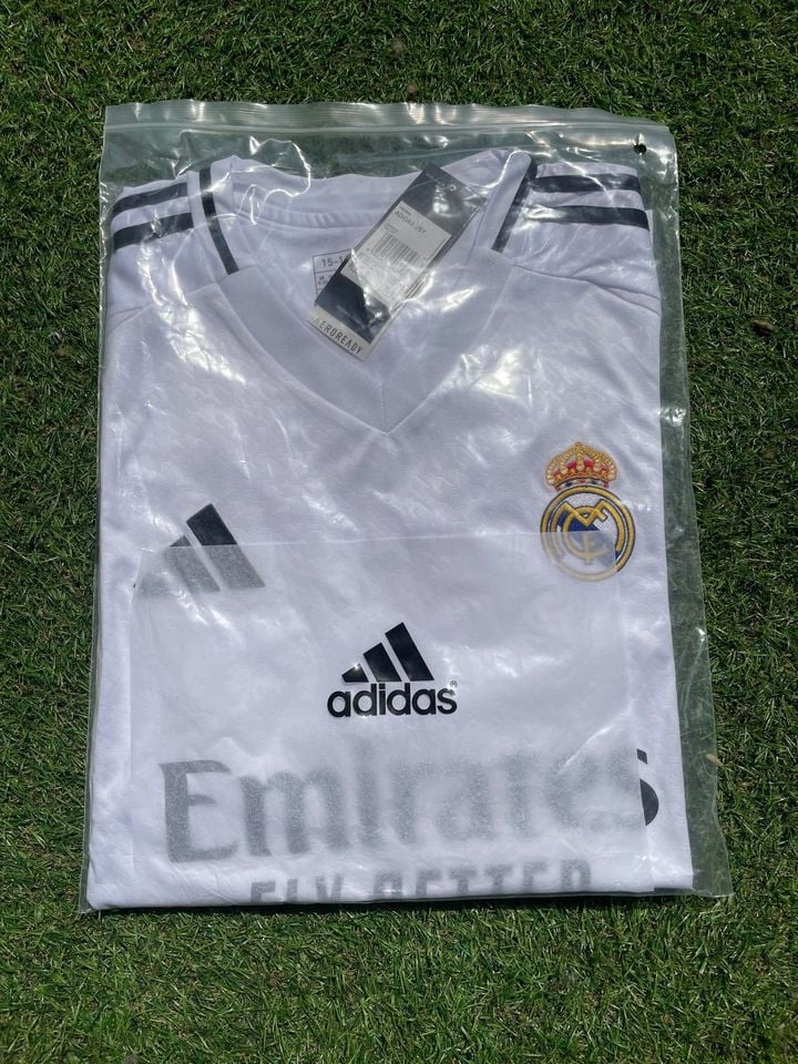 Real Madrid 24/25 Home Soccer Jersey/ Shirt - photo 3