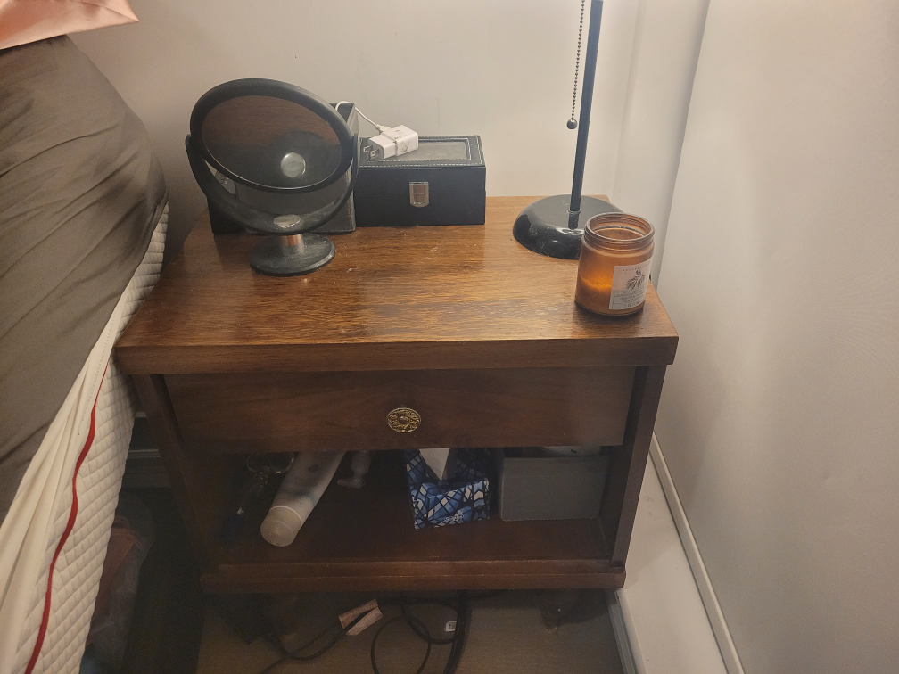 Antique night table - photo 3