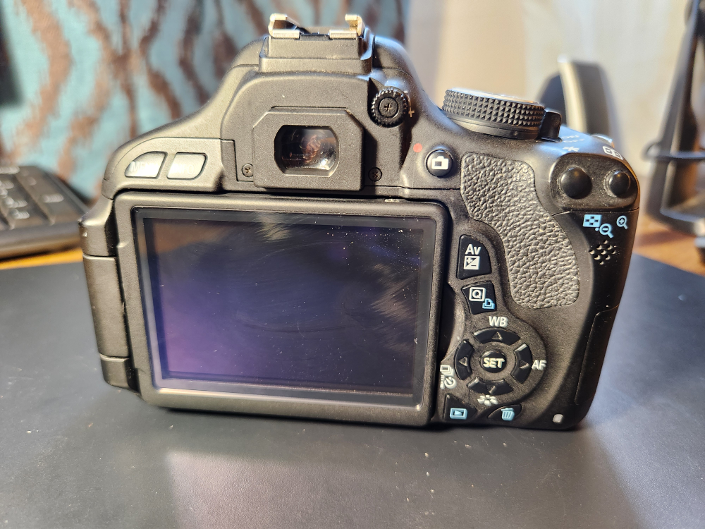 Canon EOS 600D for parts image indicator(4)