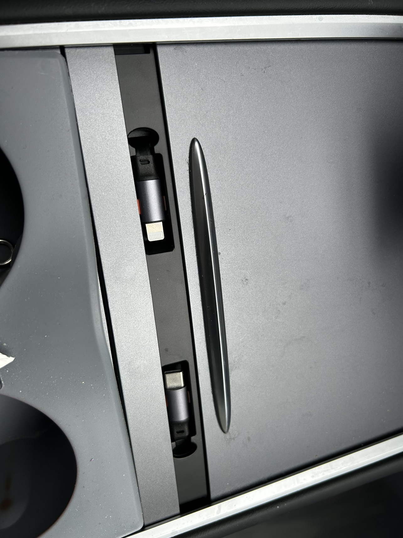 Tesla Central Control Dock for charging - photo 5