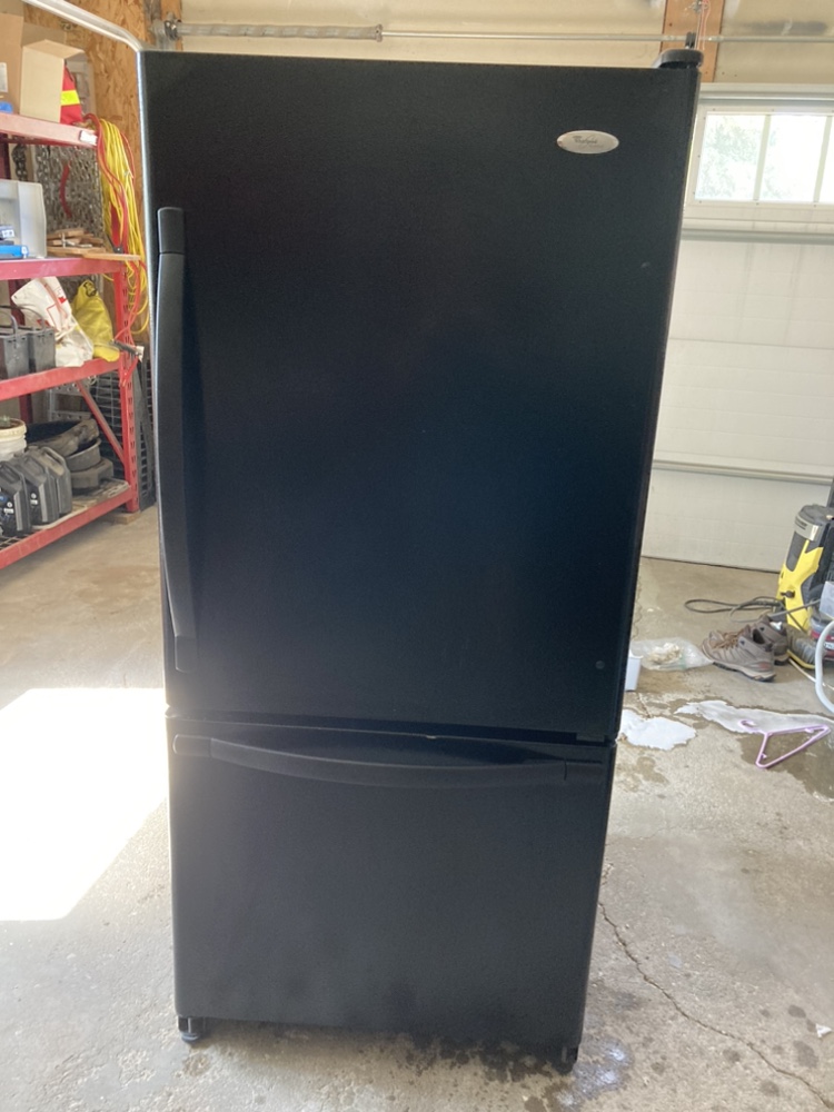 Refrigerator - photo 2