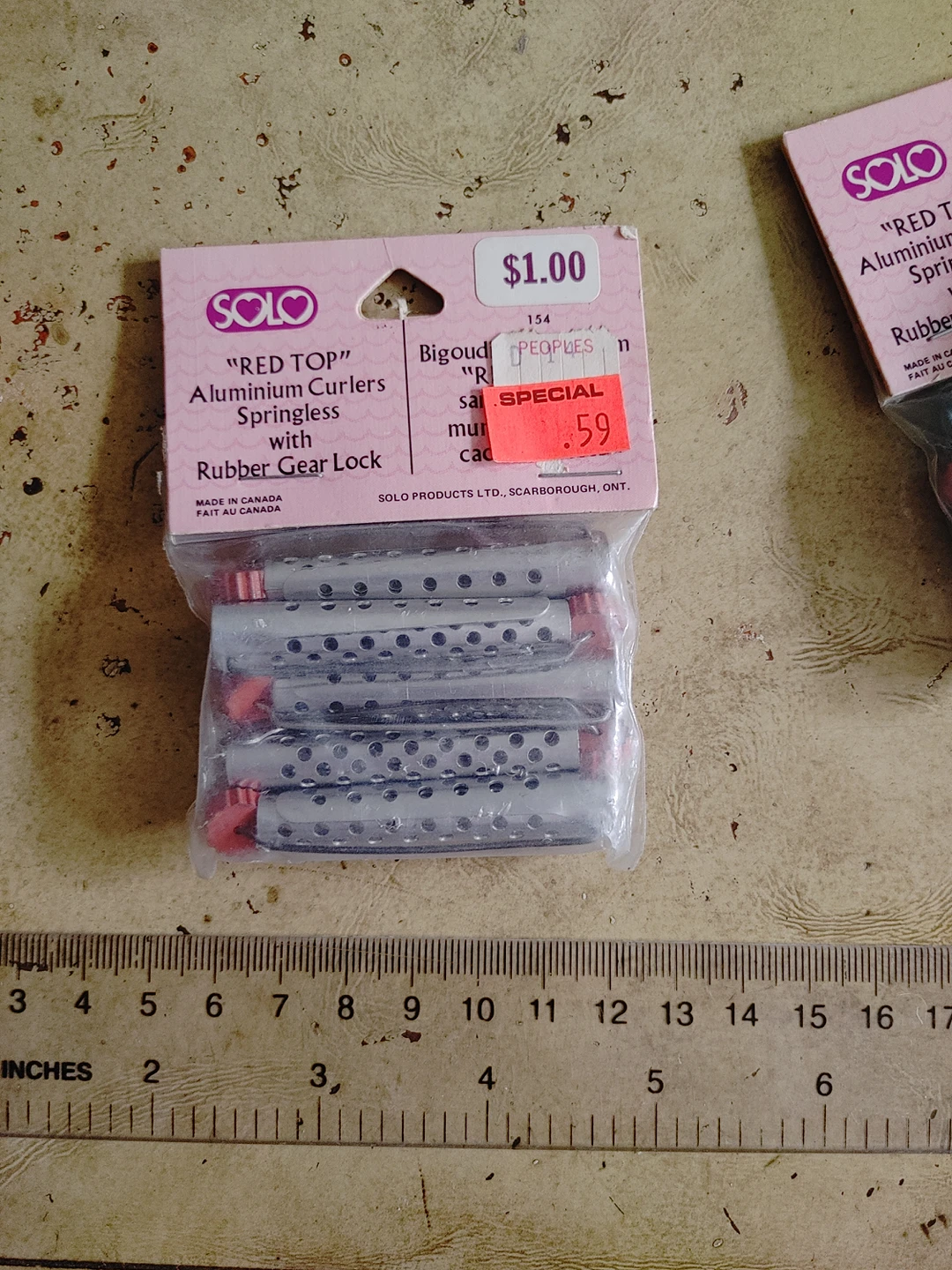 Vintage Metal Hair curlers image indicator(2)