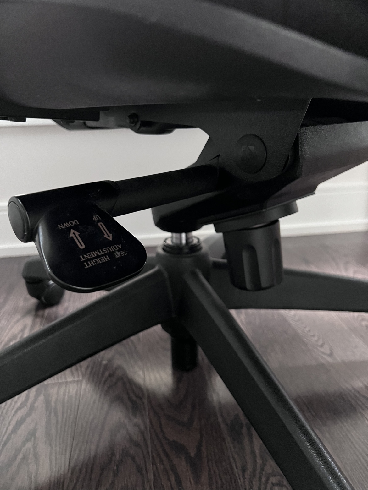 Black Mesh Office Chair - photo 3