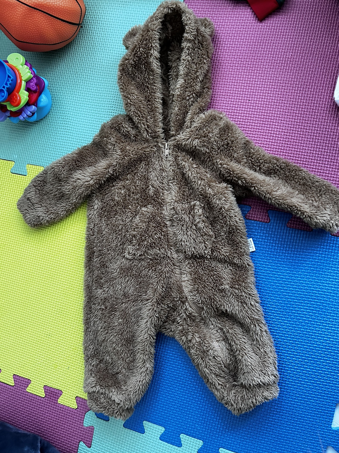 8 winter rompers 3-6 months - photo 3