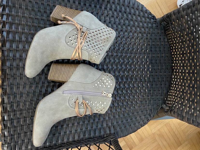 Beige Suede Ankle Boots image indicator(2)