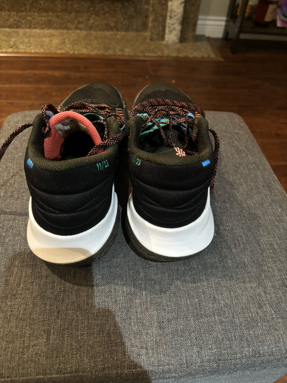 Nike Kyrie Flytrap 5 image indicator(4)