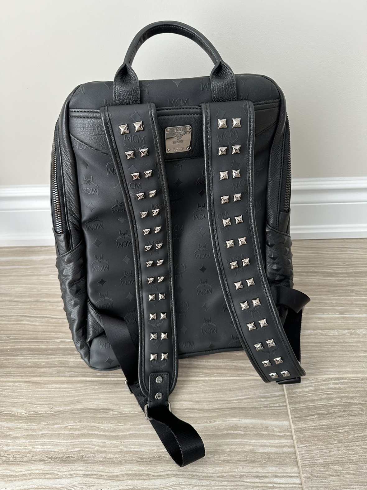 Authentic MCM backpack used - photo 3