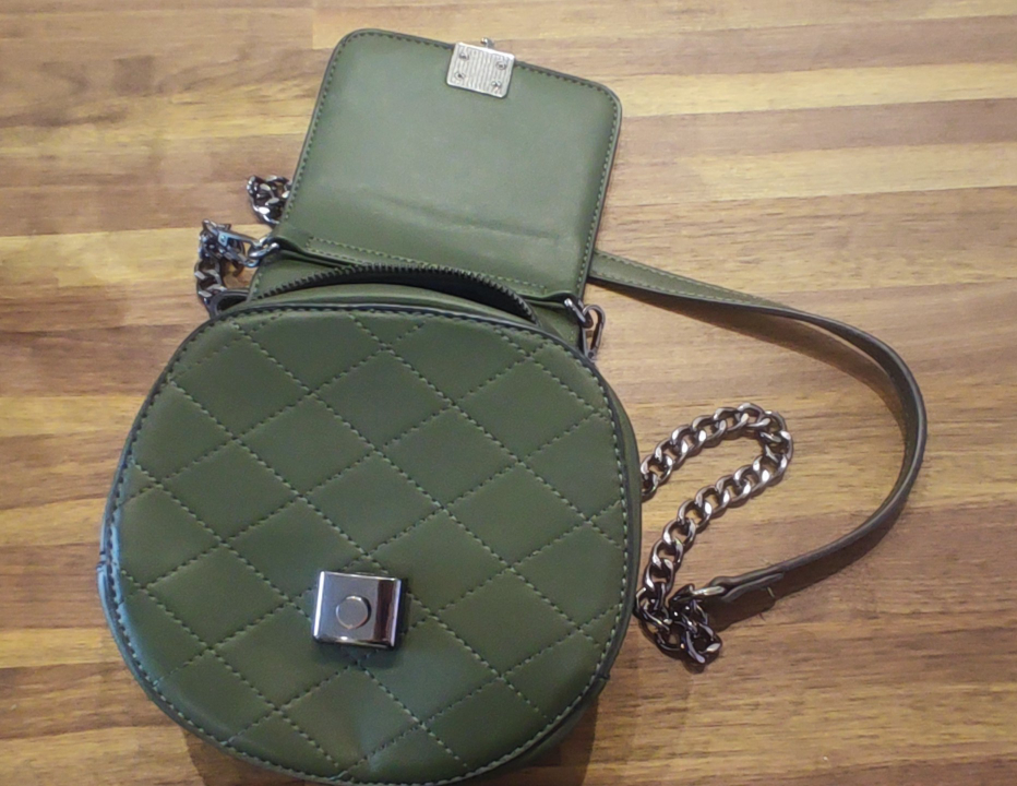 Green Quilted Round Chain Bag image indicator(3)