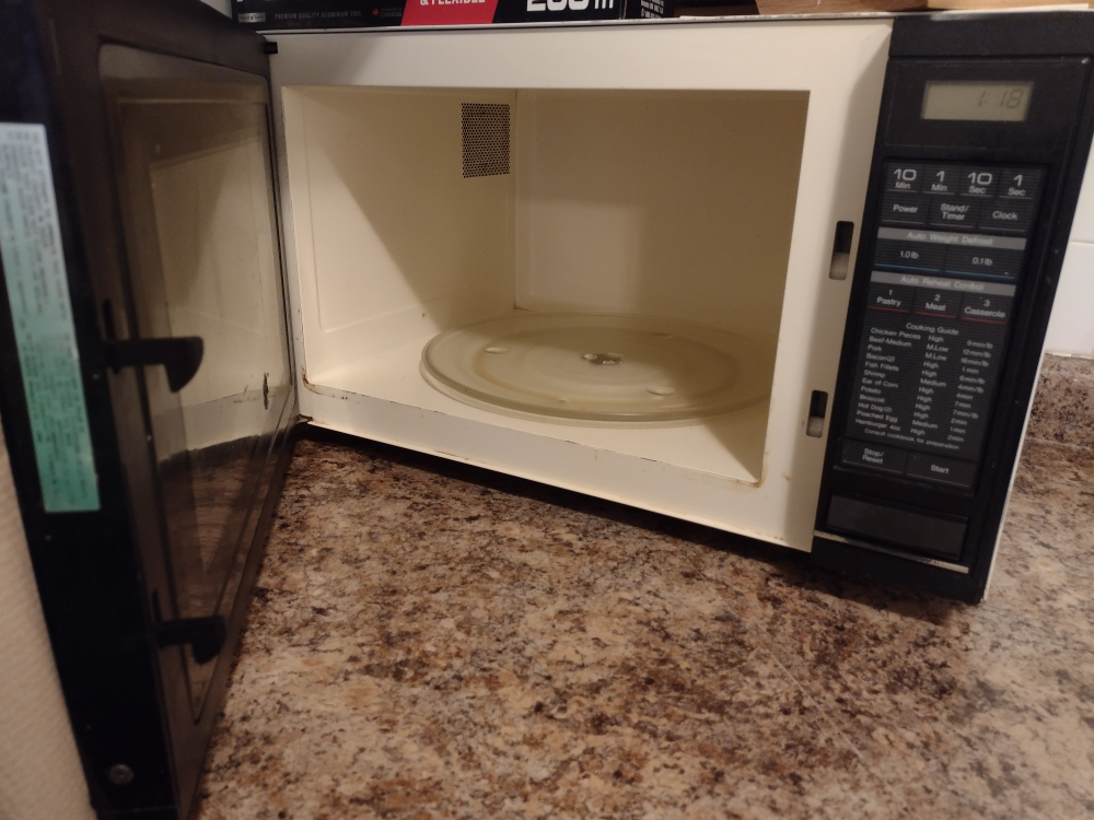 microwave free - outside on porch - photo 2