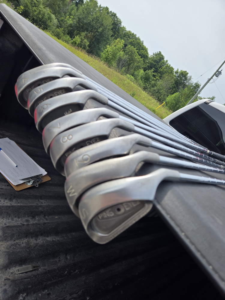 Mens Golf Clubs image indicator(3)