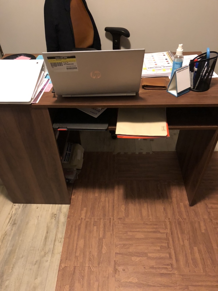 Structube Desk image indicator(2)