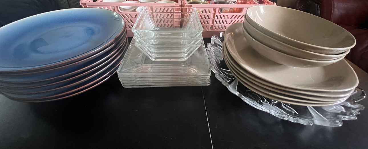 Set of Plates and Bowls (take all) thumbnail