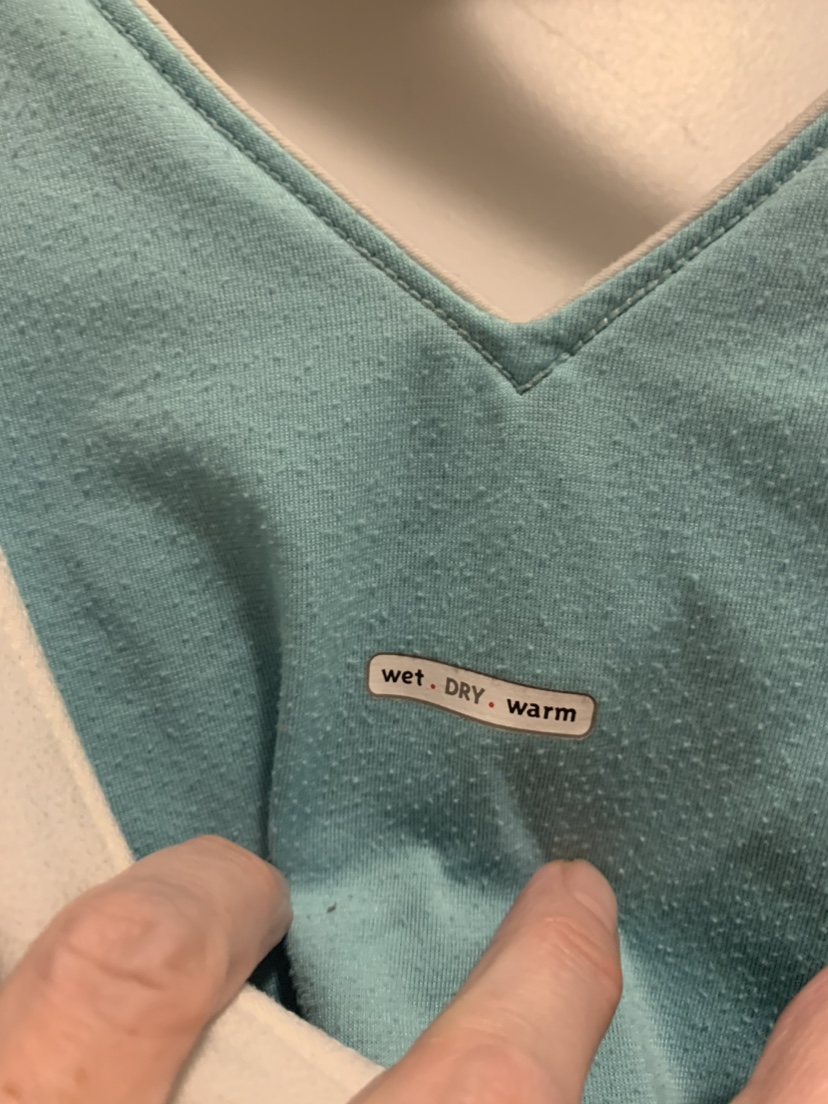 Lululemon “Wet Dry Warm” top fits sz L image indicator(3)